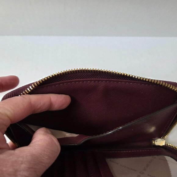 Michael Kors Wallet Burgundy Jet Set Travel Saffiano Leather Zip Around Wristlet - Picture 5 of 11